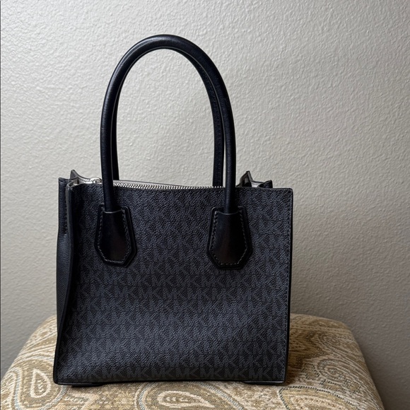 Michael Kors Dark Gray Signature Tote - Picture 3 of 16